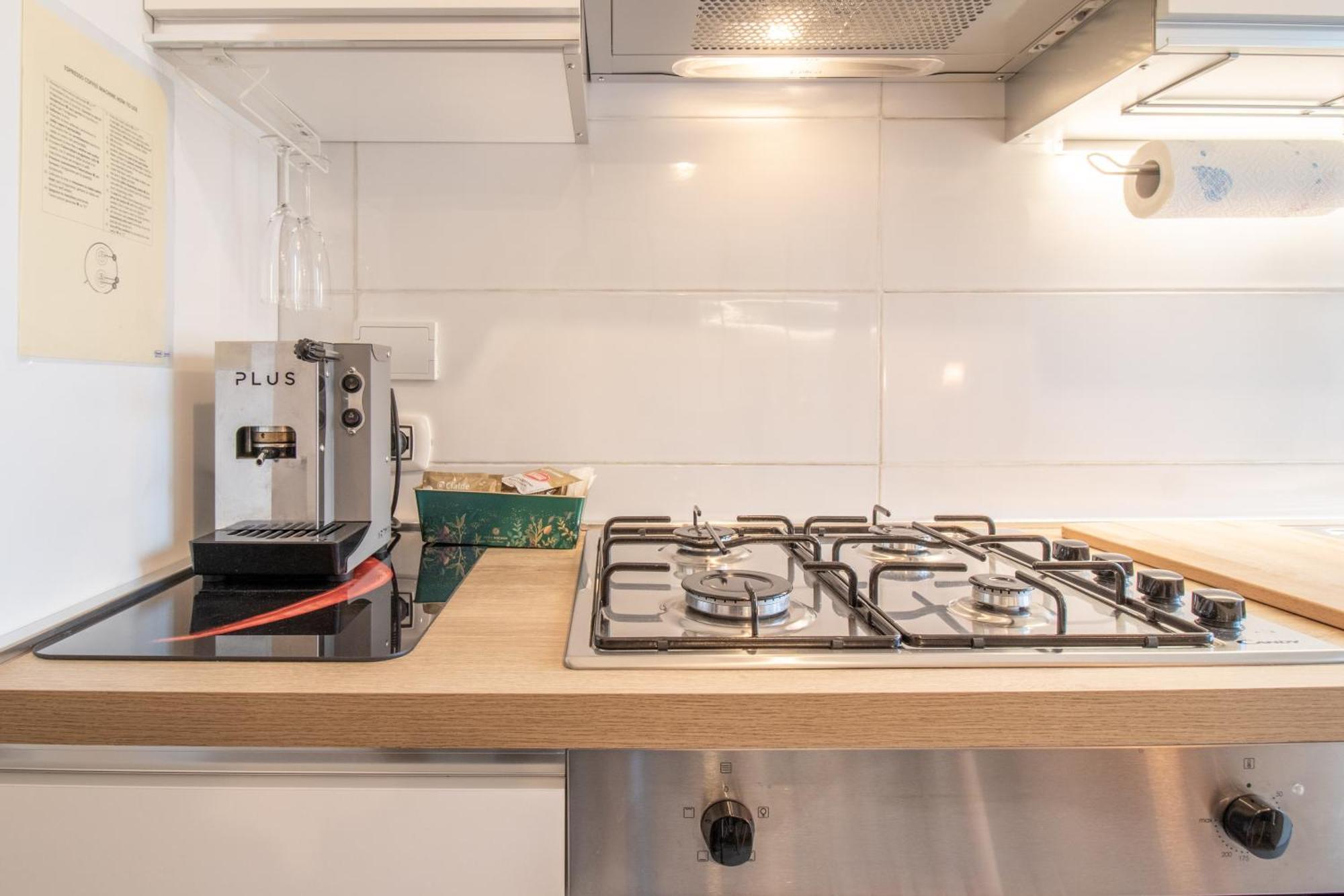 רומא Green House Exclusive Suite Near Metro A מראה חיצוני תמונה