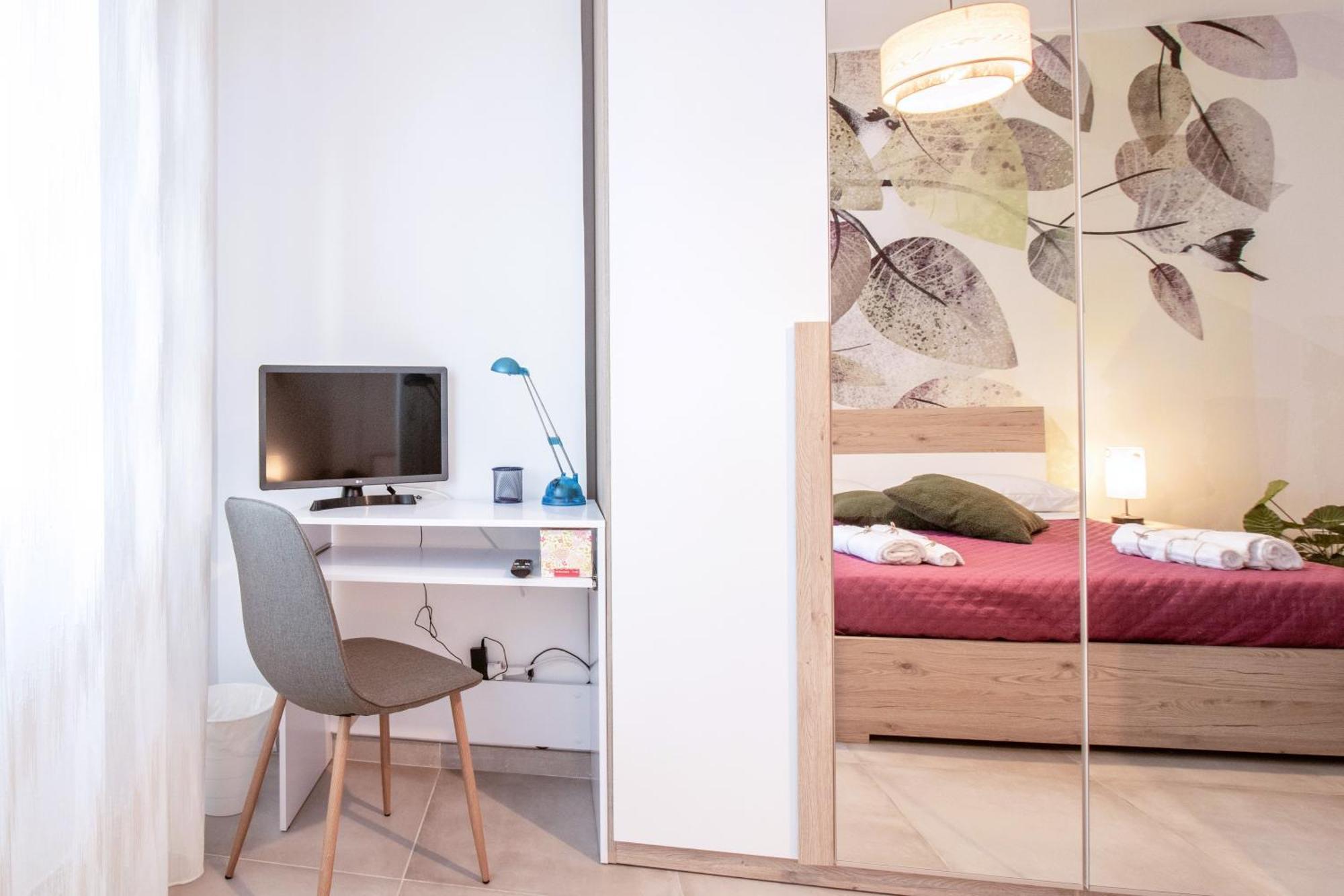 רומא Green House Exclusive Suite Near Metro A מראה חיצוני תמונה